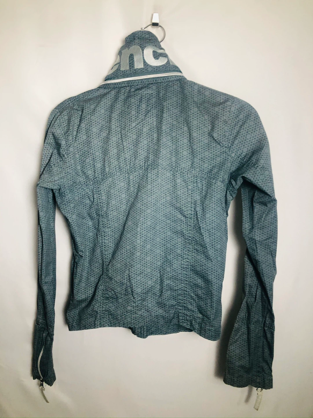 Women’s Blue Bench Jacket. Size Small. - photo 2