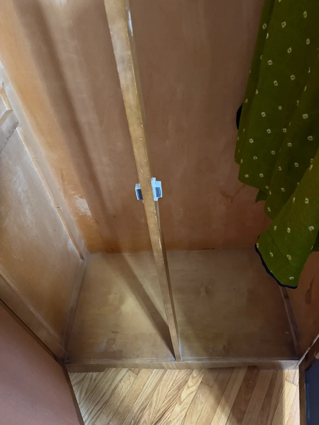 Vintage Mirrored Wardrobe - Solid Wood image indicator(4)