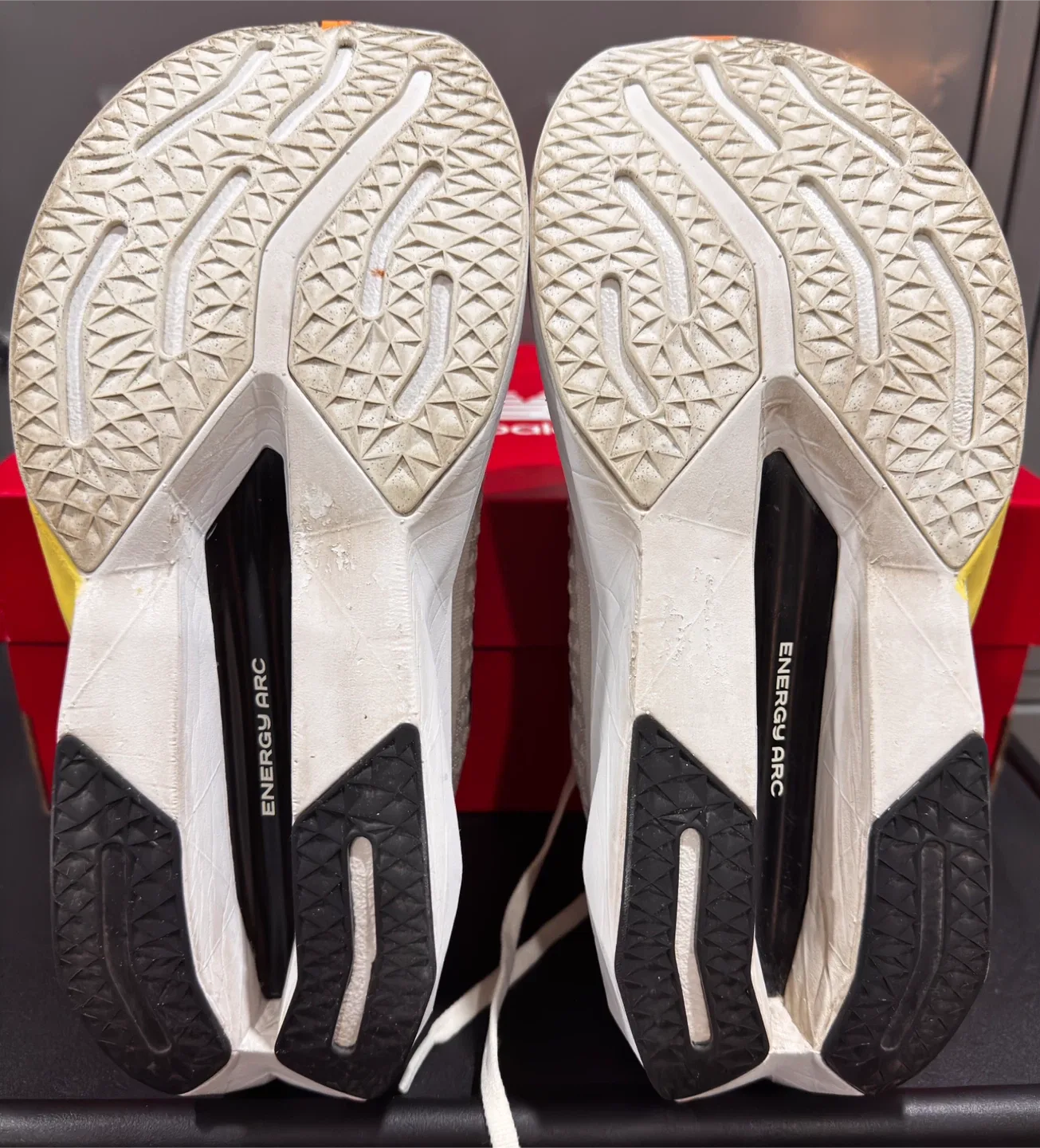 New Balance Fuel Cell Super Comp v3 - Men’s Size 9.5 image indicator(5)