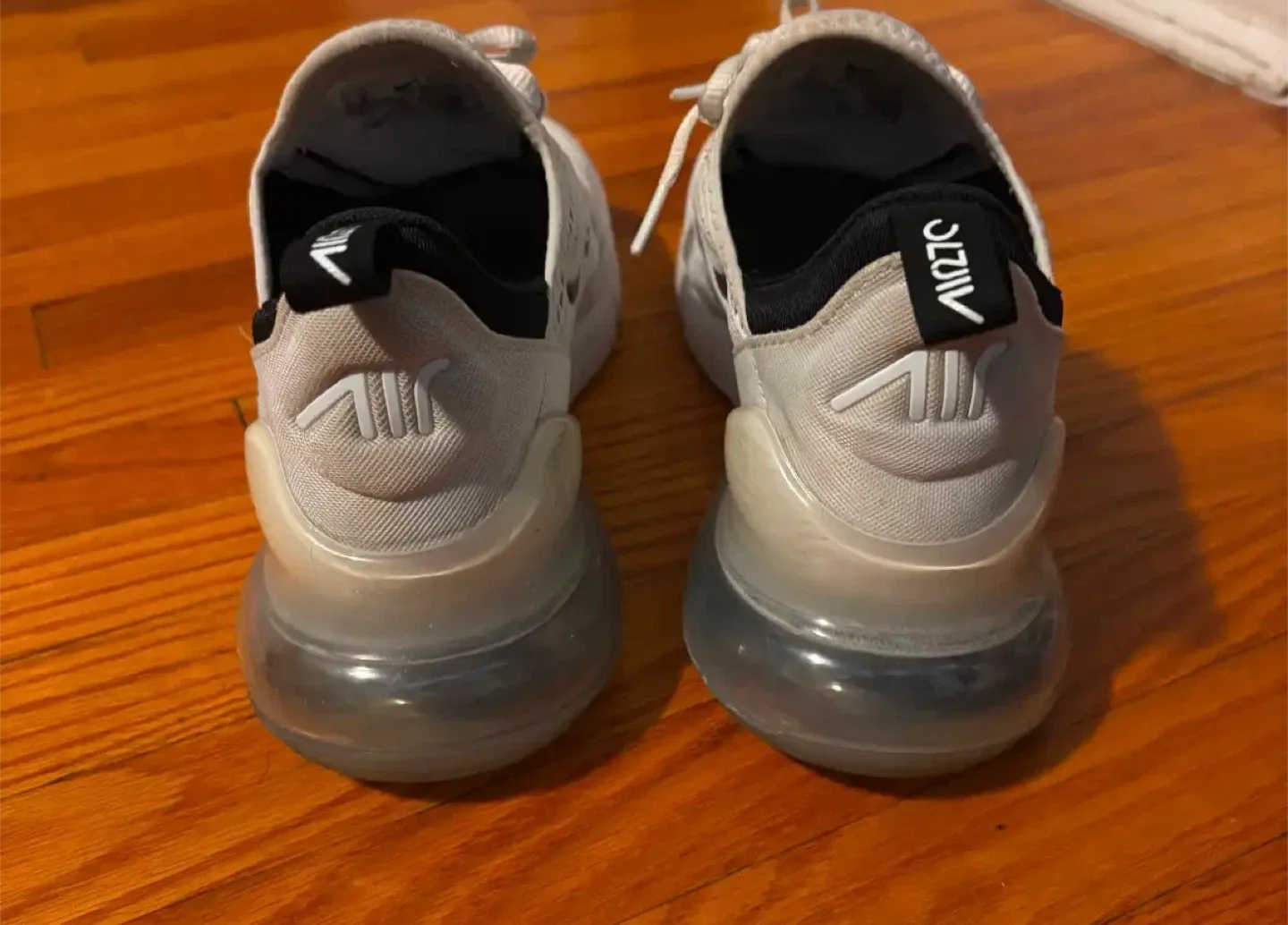 Nike air max 270 - $20 - size 8 - women’s image indicator(5)