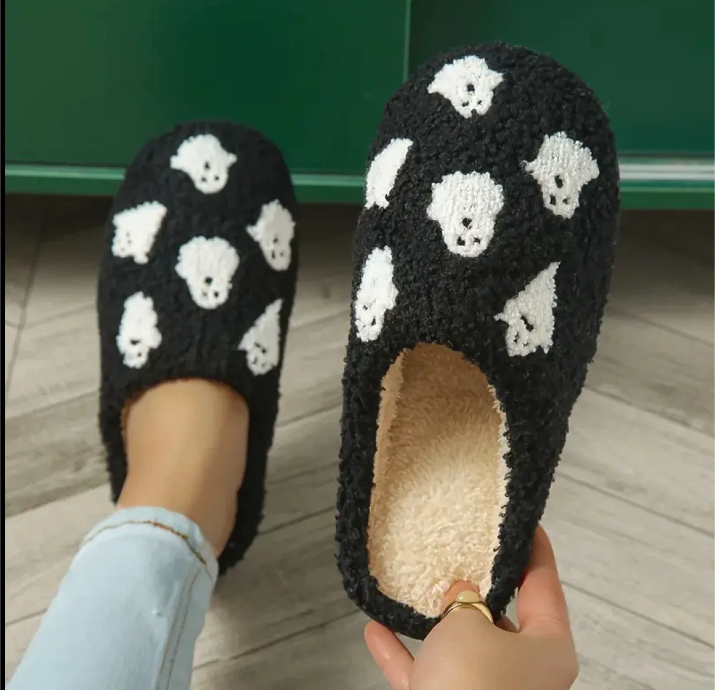 NEW Ghost Pattern Slippers image indicator(2)