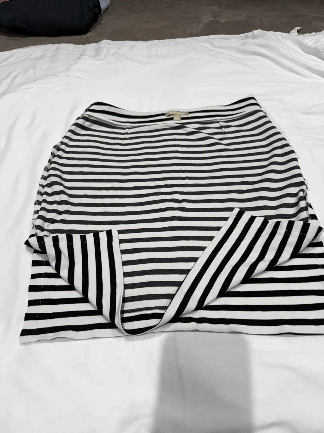 Banana Republic Striped Skirt - Size 12 image indicator(4)