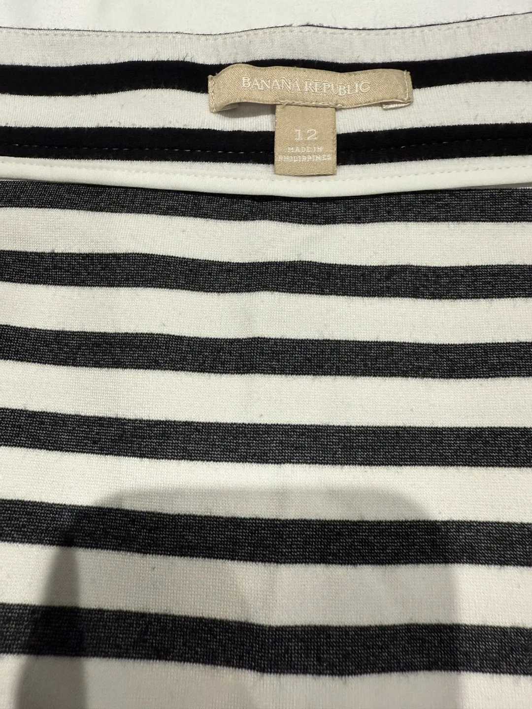 Banana Republic Striped Skirt - Size 12 image indicator(2)