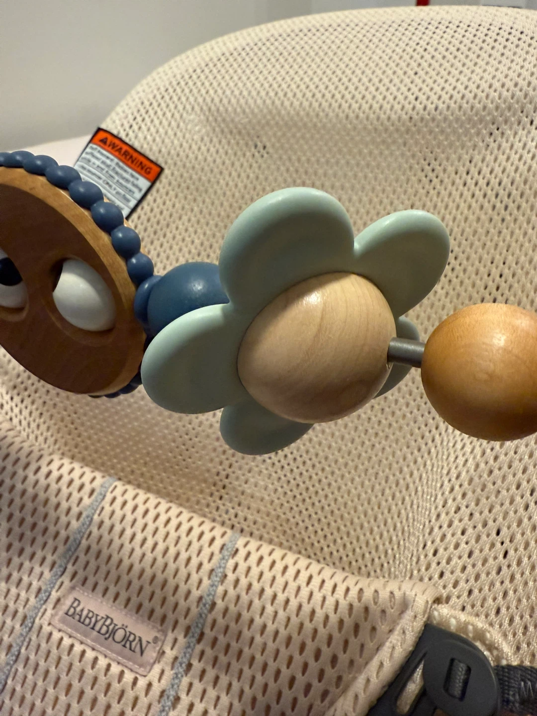 BabyBjörn Bouncer with Toy Bar - Excellent Condition! - photo 2