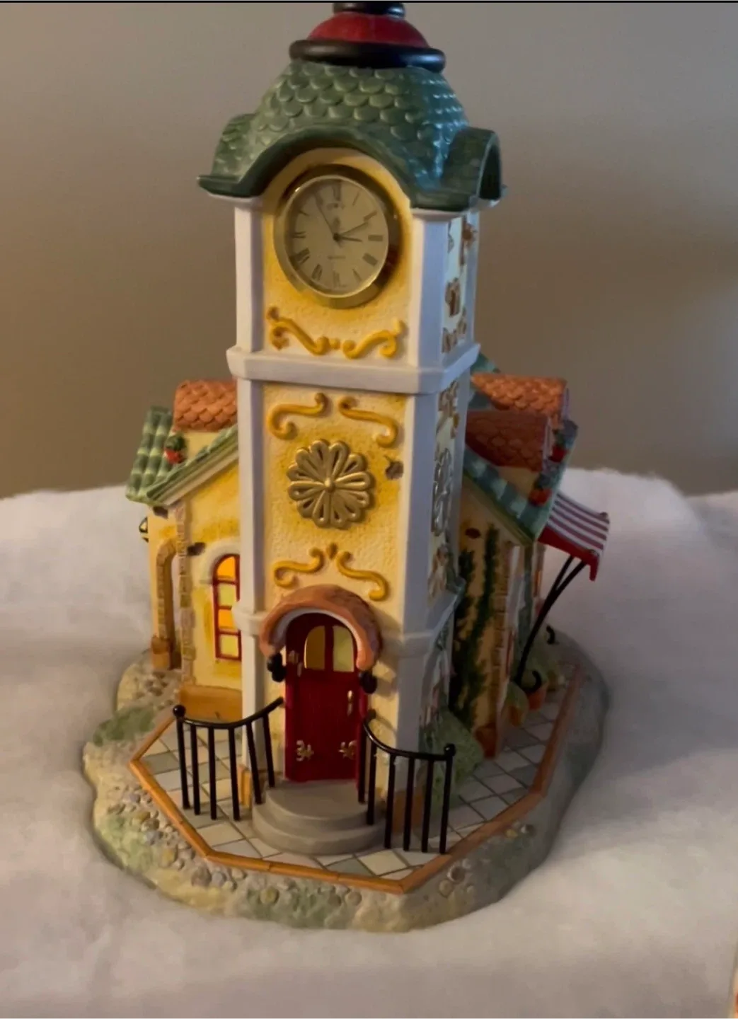 Partylite Olde World Christmas Village image indicator(5)