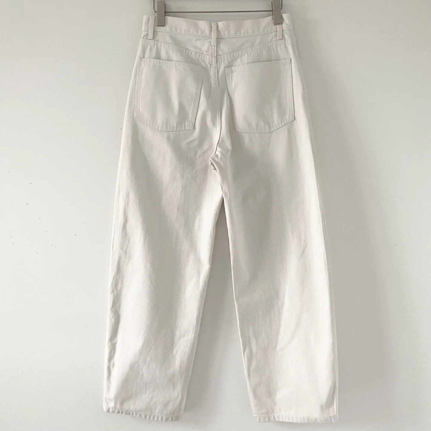 Uniqlo U Wide Fit Curved Jeans image indicator(3)