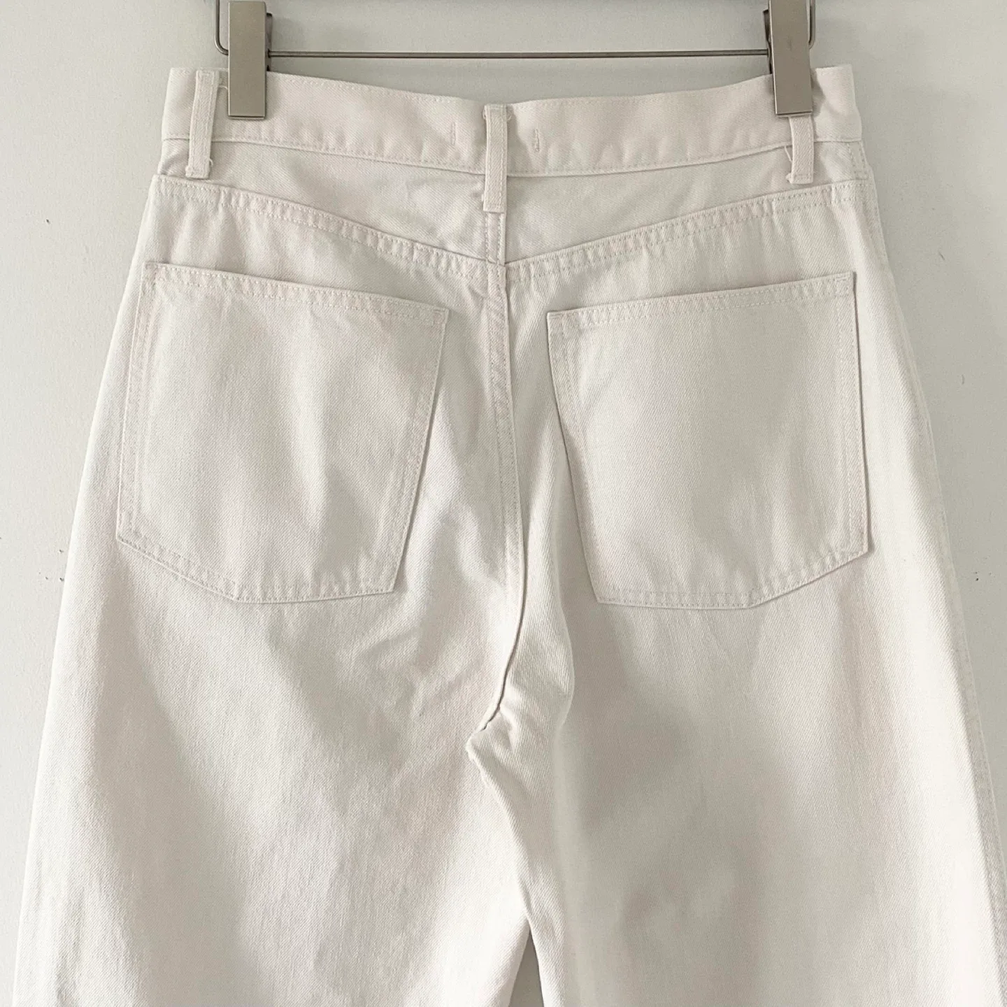 Uniqlo U Wide Fit Curved Jeans image indicator(5)