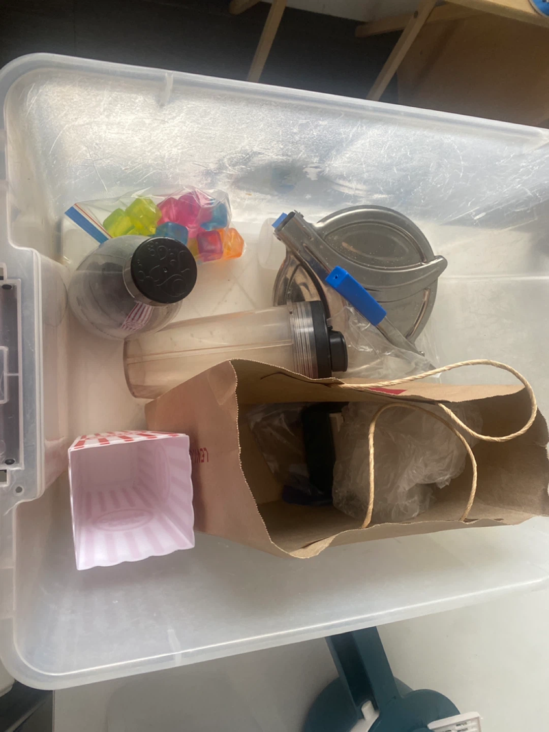 Kitchen tools and containers for sale - photo 2