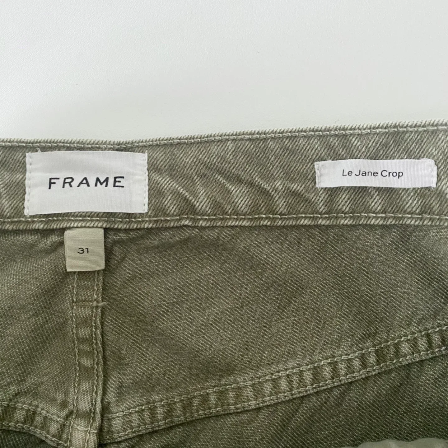Frame Le Jane Cropped Jeans Size 31 image indicator(7)