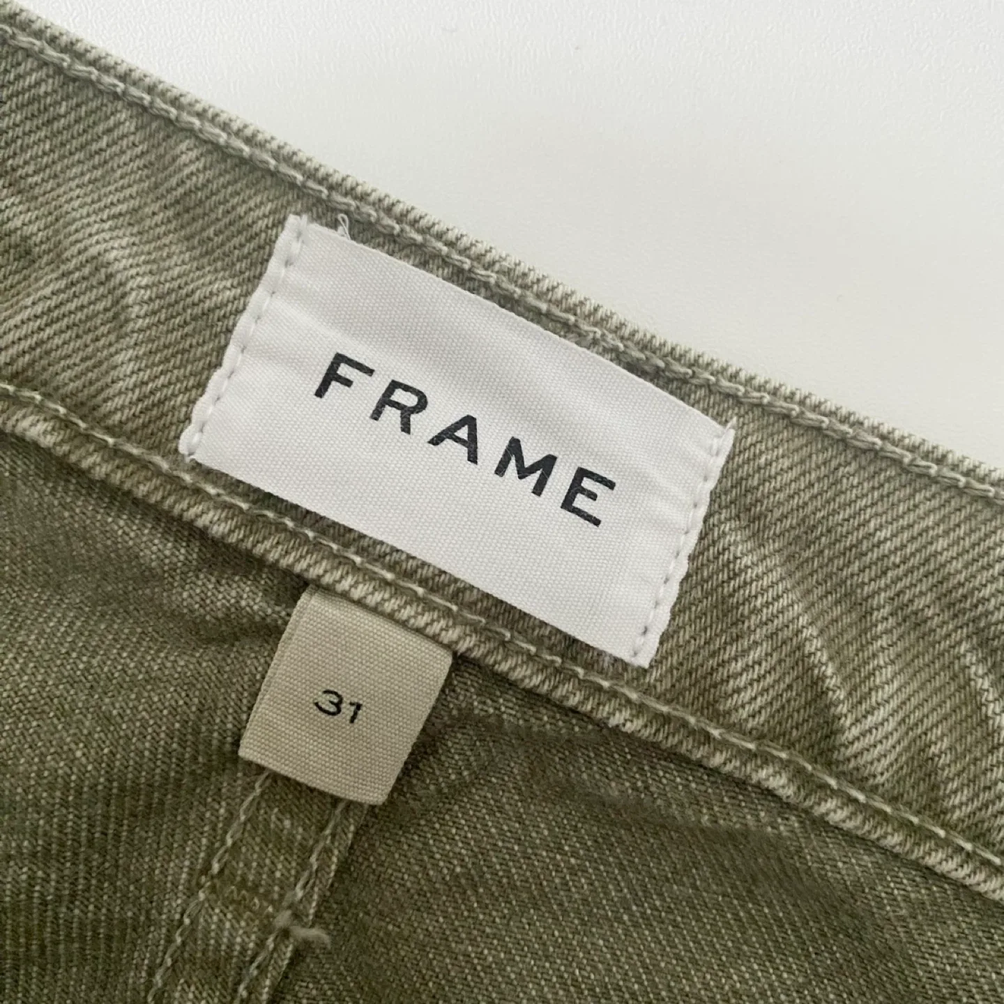 Frame Le Jane Cropped Jeans Size 31 image indicator(8)