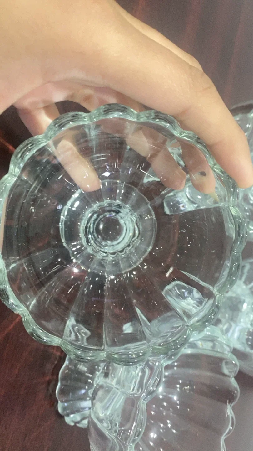 Set of 4 Clear Glass Dessert Bowls image indicator(3)