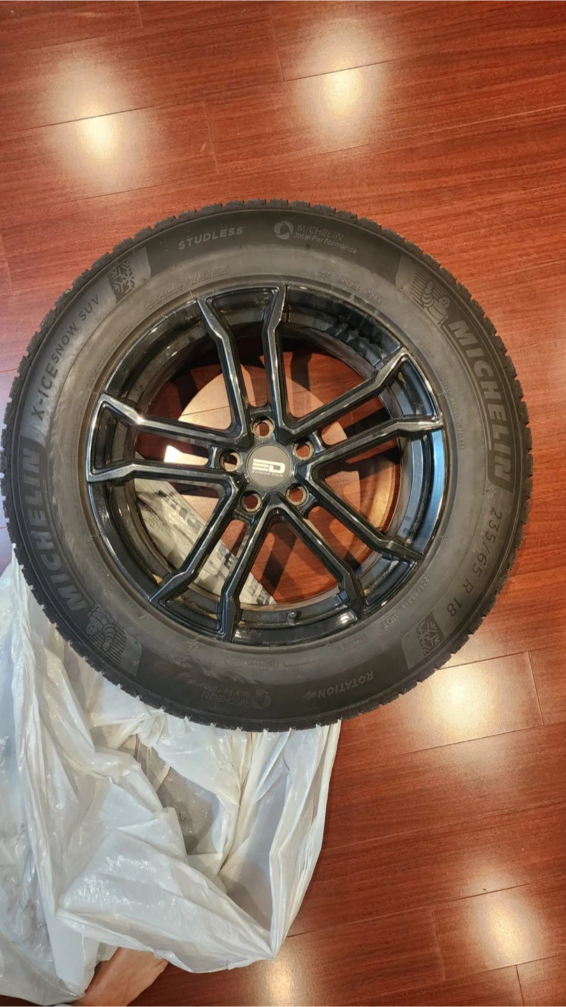 4 Michelin X-Ice Snow Tires