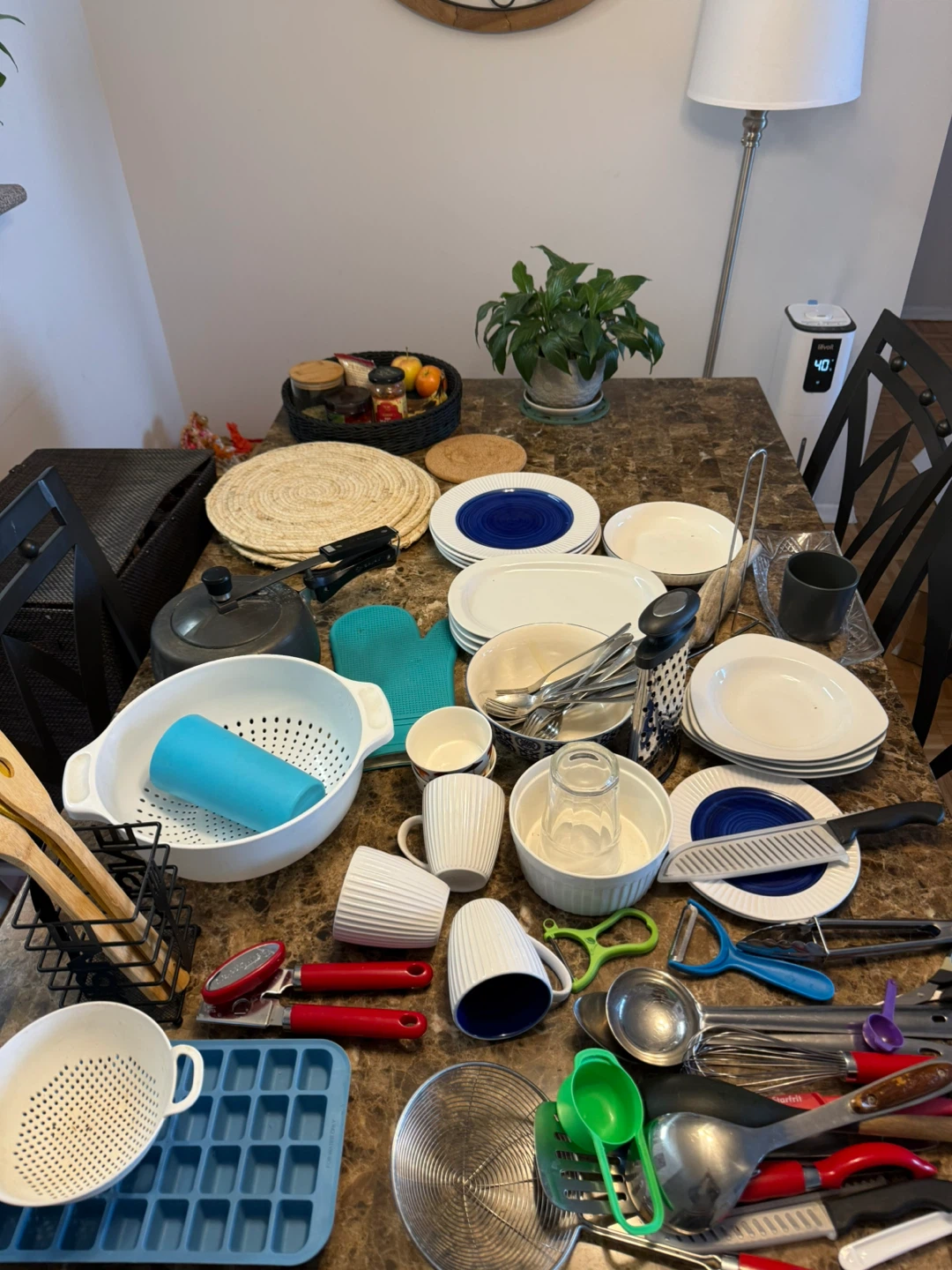 Kitchen Utensils - Moving out sale