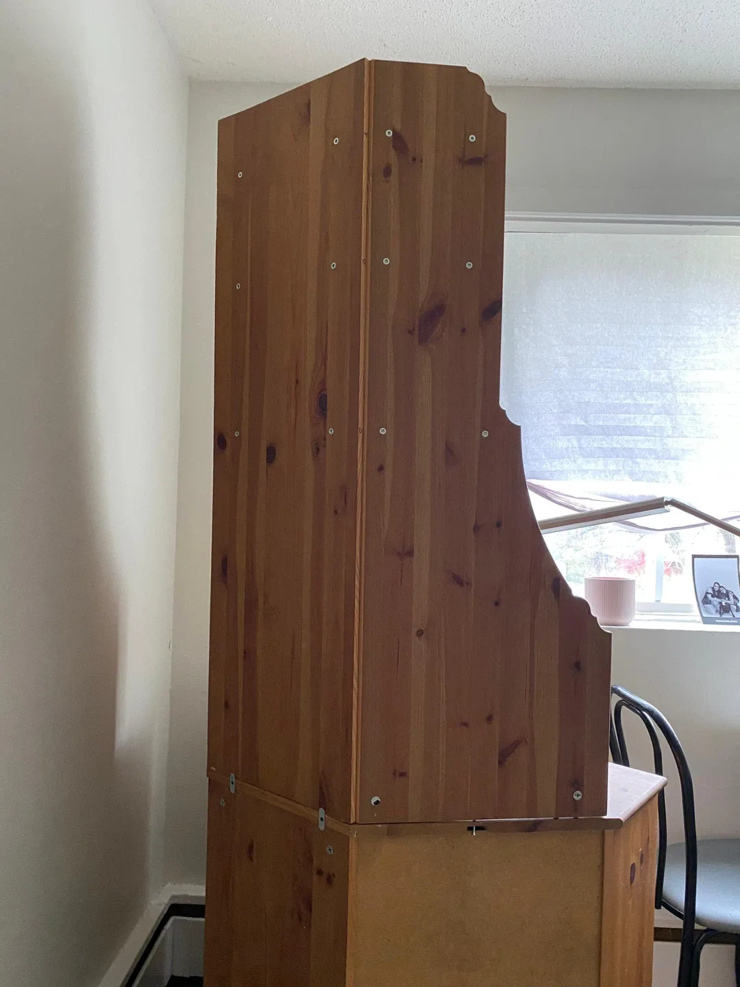 Wooden Corner Shelf image indicator(5)