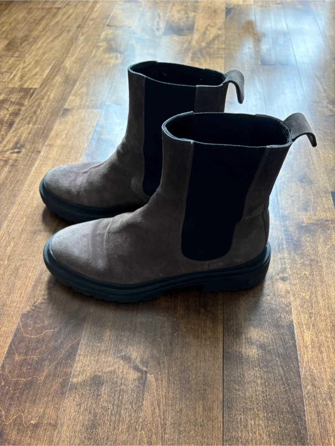 Maguire Brown Suede Chelsea Boots Size 40 image indicator(2)