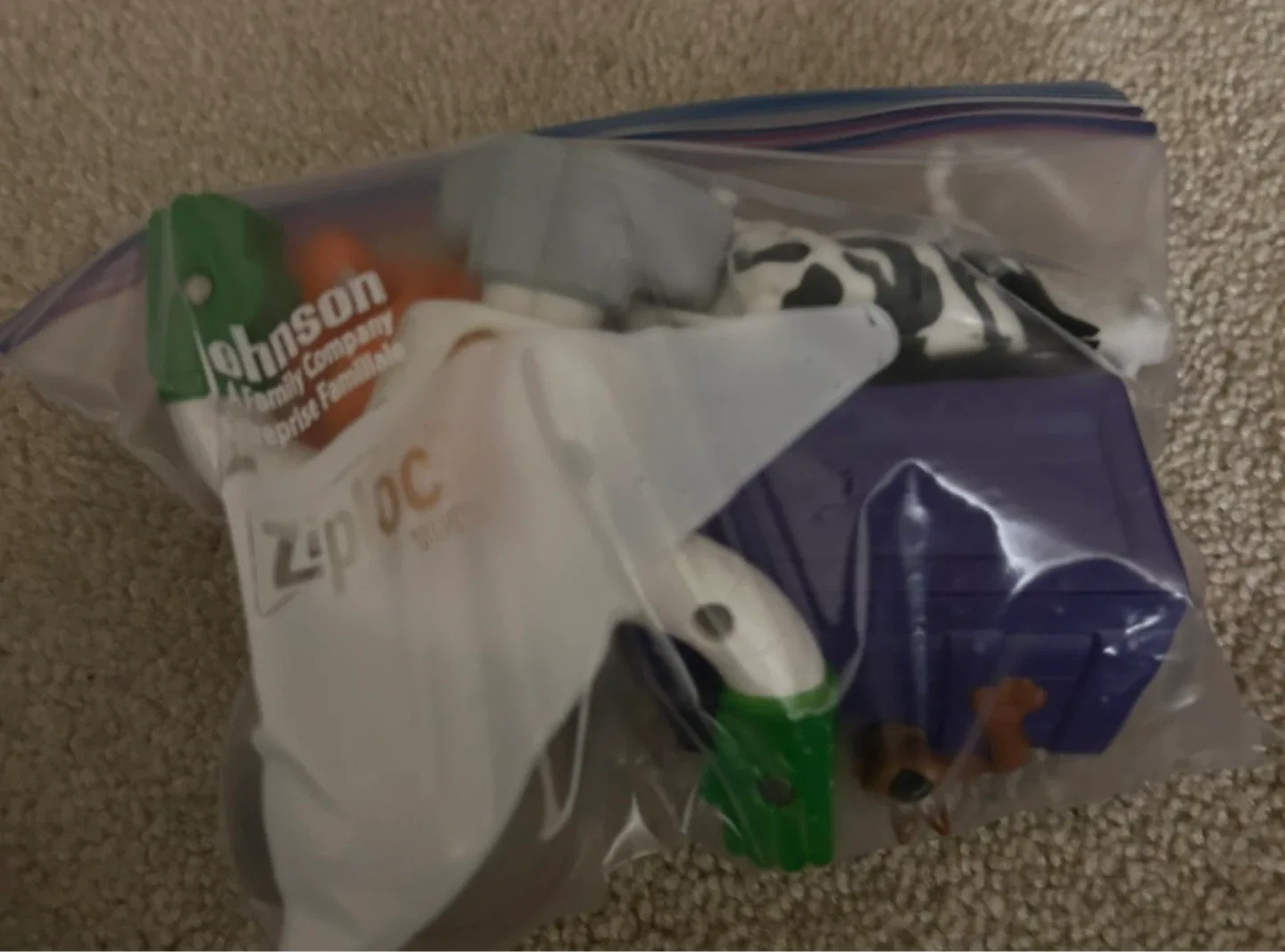 Ziploc Bag of Assorted Toys image indicator(9)
