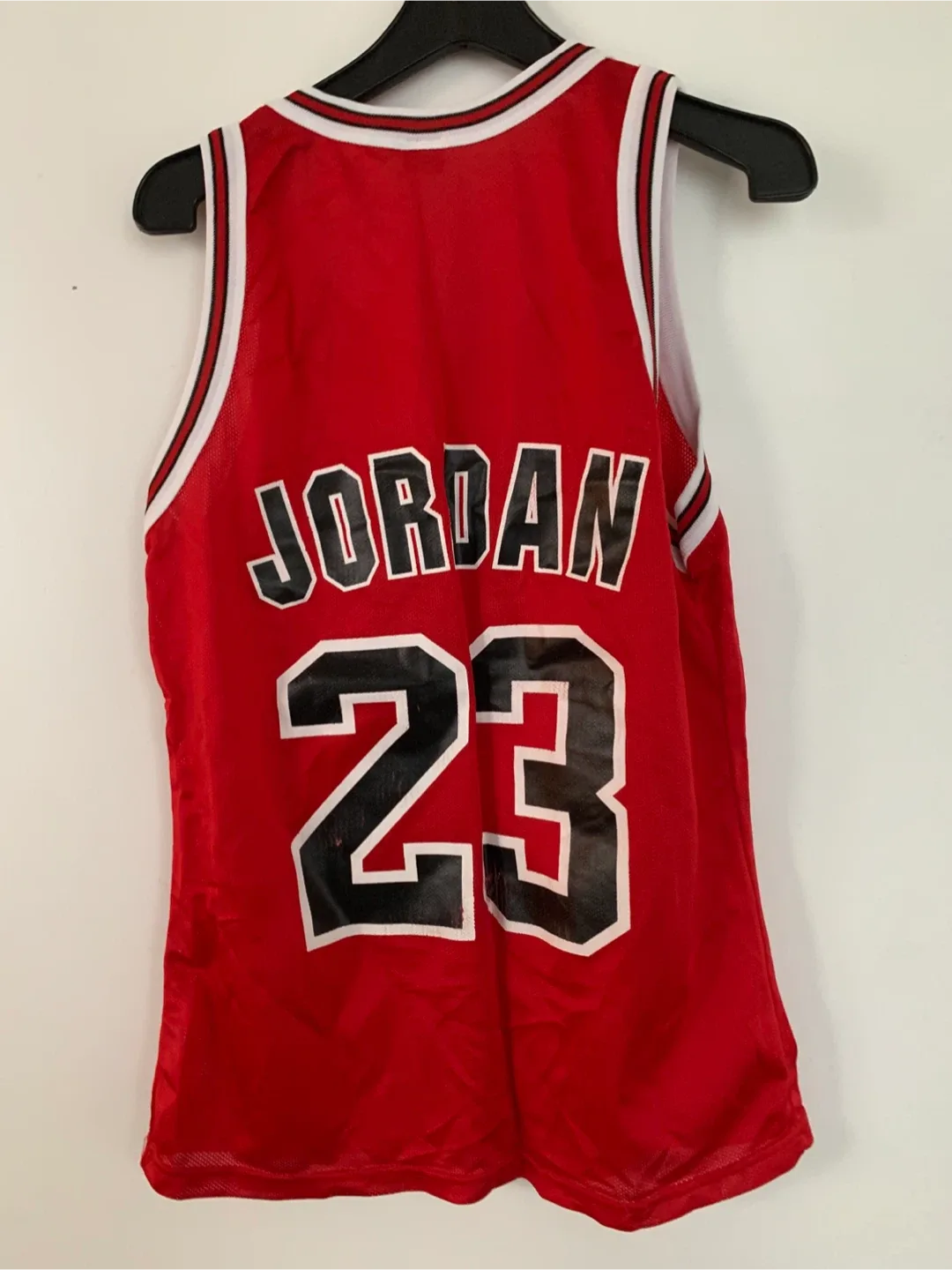 Michael Jordan Bulls #23 Jersey - Champion Brand image indicator(2)