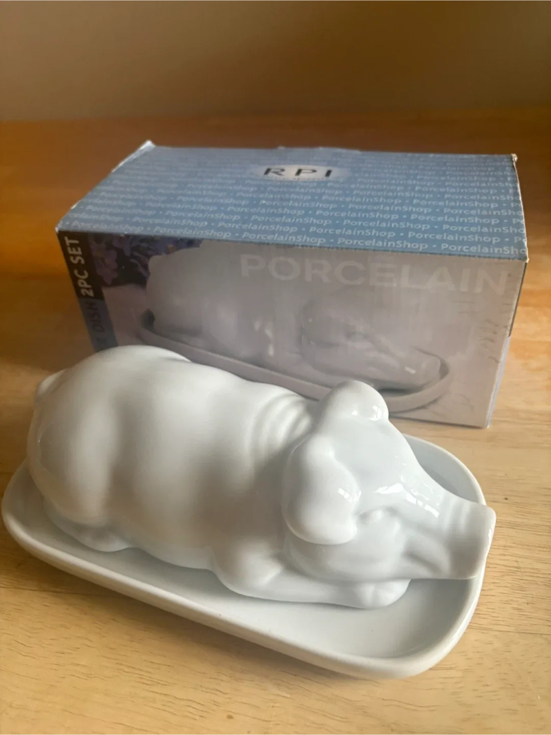 Pig porcelain butter dish