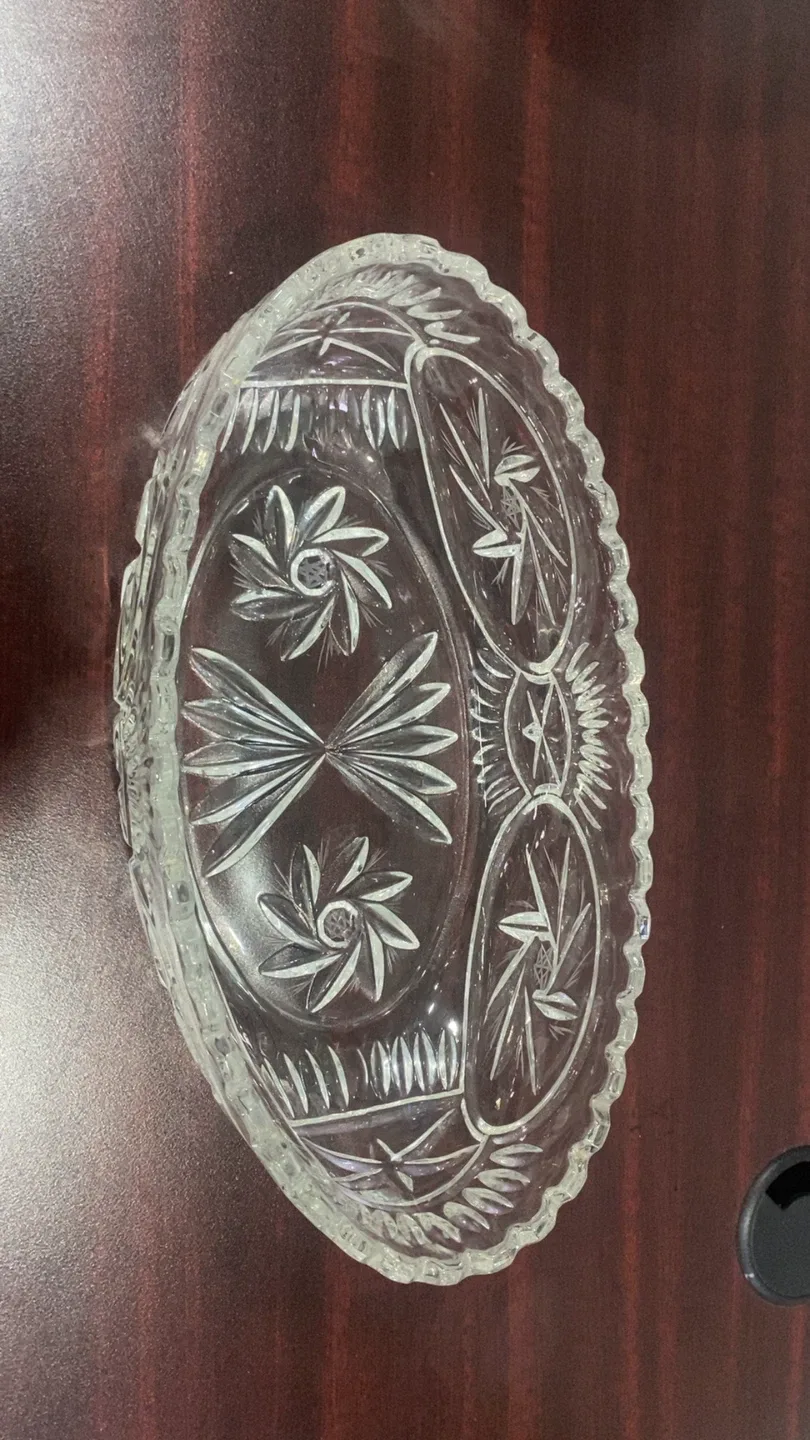 Decorative Clear Glass Bowl image indicator(2)