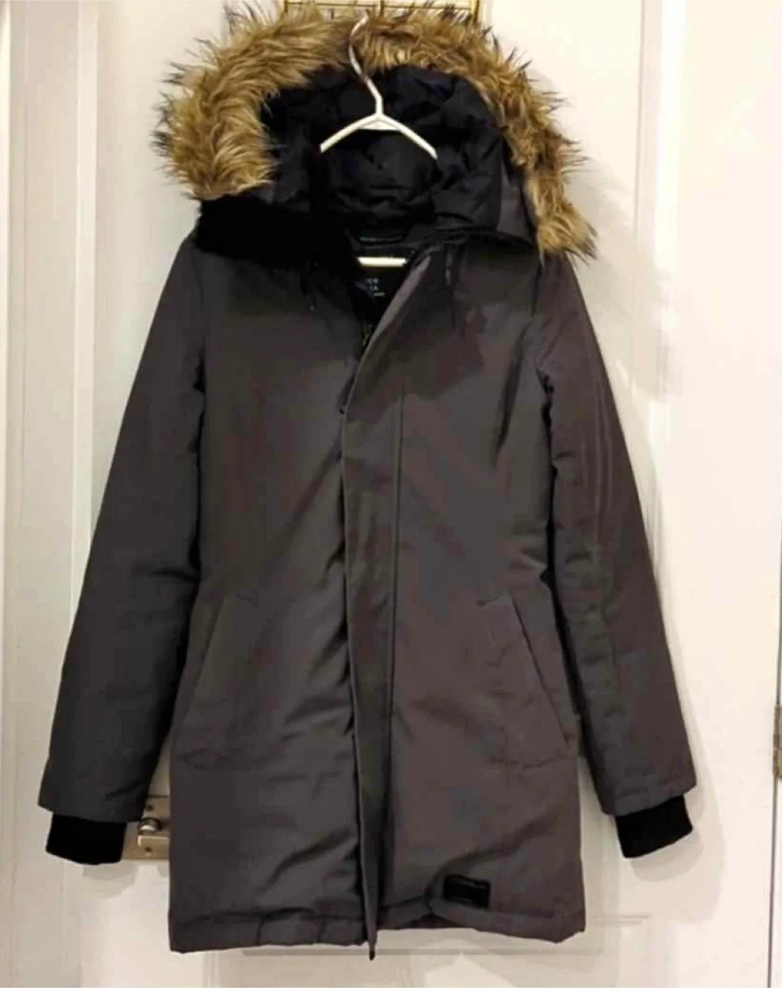 Aritzia TNA - Haven Parka -Size XXS image indicator(3)