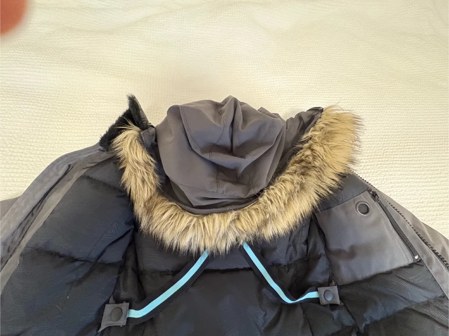 Aritzia TNA - Haven Parka -Size XXS image indicator(8)