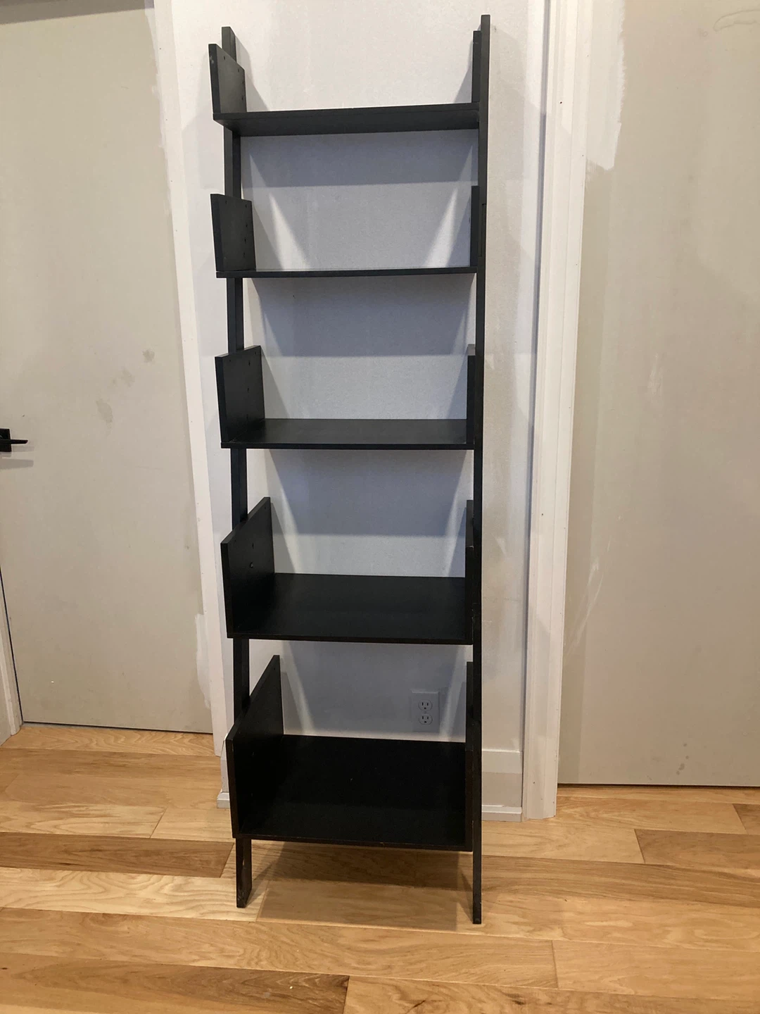 Black Ladder Shelf - photo 3