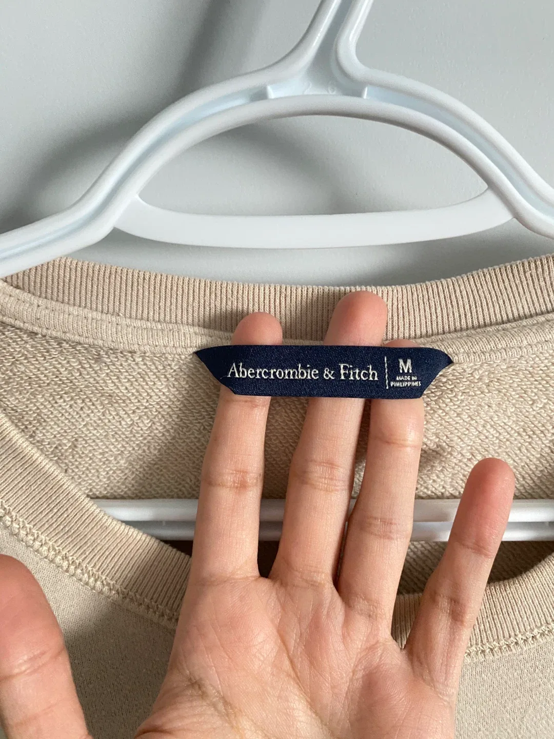 Abercrombie & Fitch Colour Block Sweatshirt image indicator(2)