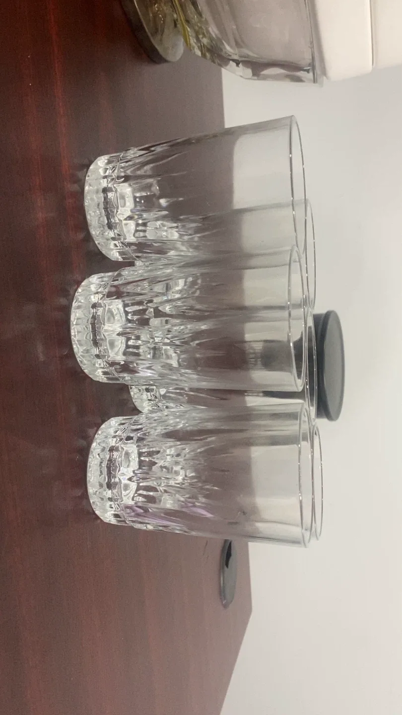 Set of 6 Clear Glass Drinking Glasses thumbnail