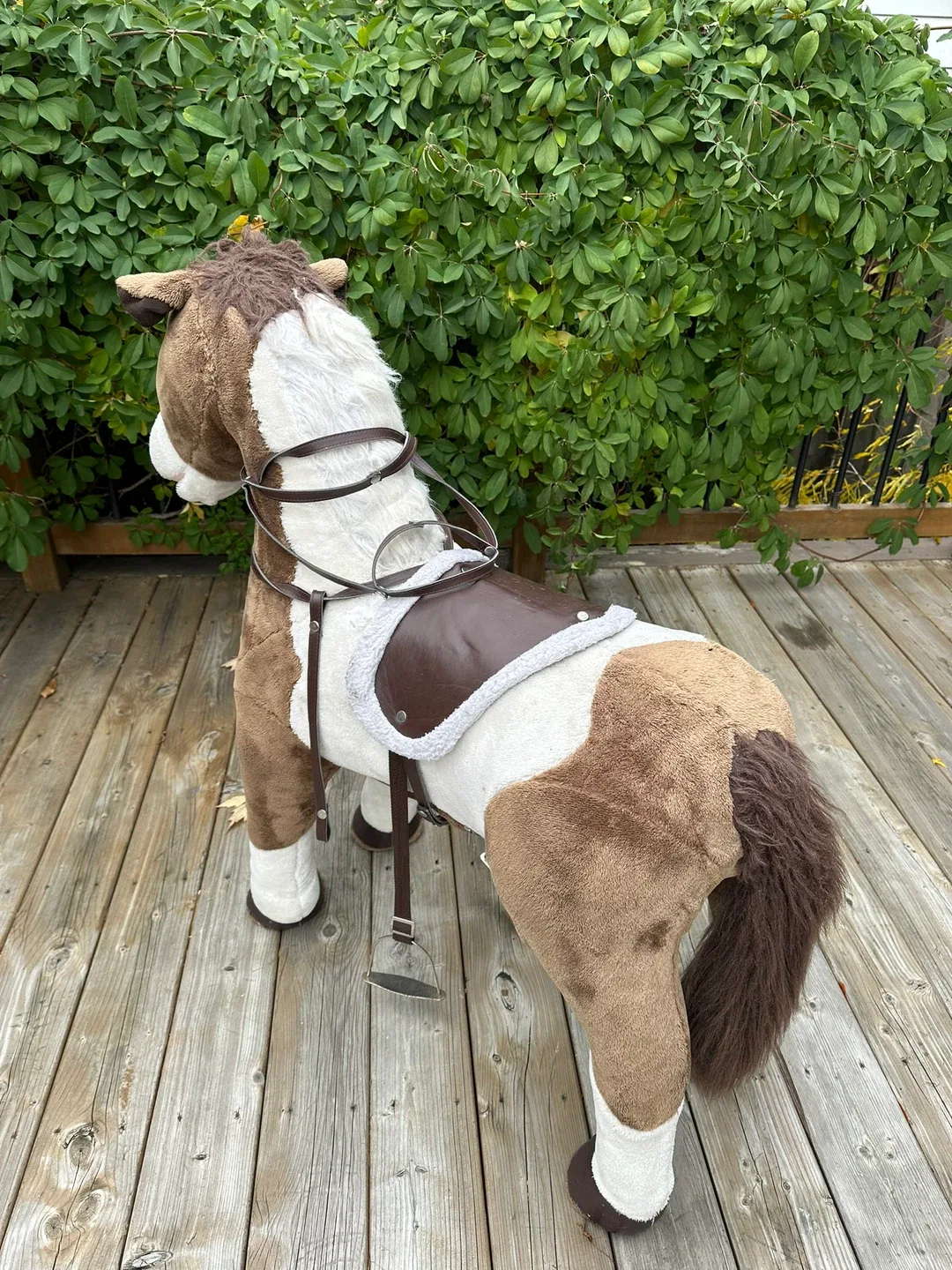 Ride-On Plush Horse Toy image indicator(2)