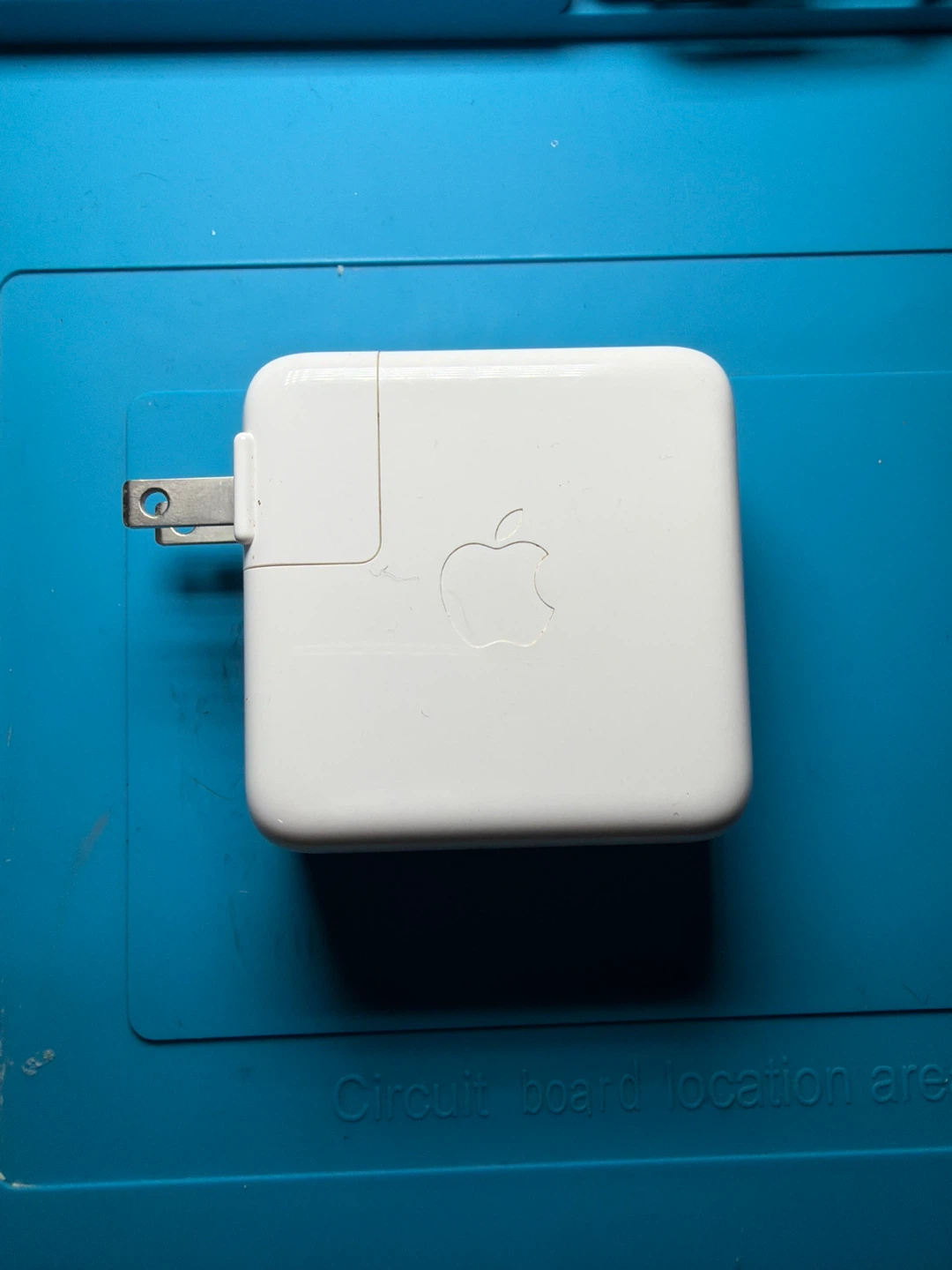 Apple 70W USB-C Power Adapter