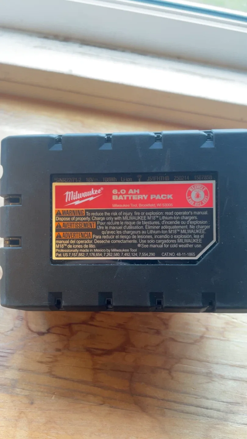 Milwaukee M18 REDLITHIUM HIGH OUTPUT XC6.0 Battery Pack image indicator(2)