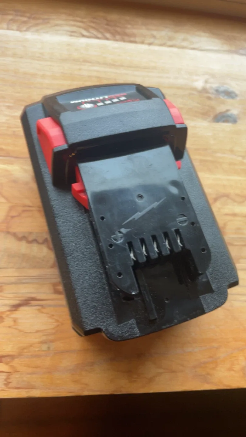 Milwaukee M18 REDLITHIUM HIGH OUTPUT XC6.0 Battery Pack image indicator(4)