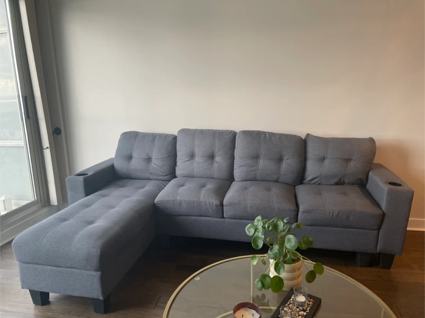 Sofa with chaise lounge for sale image indicator(2)