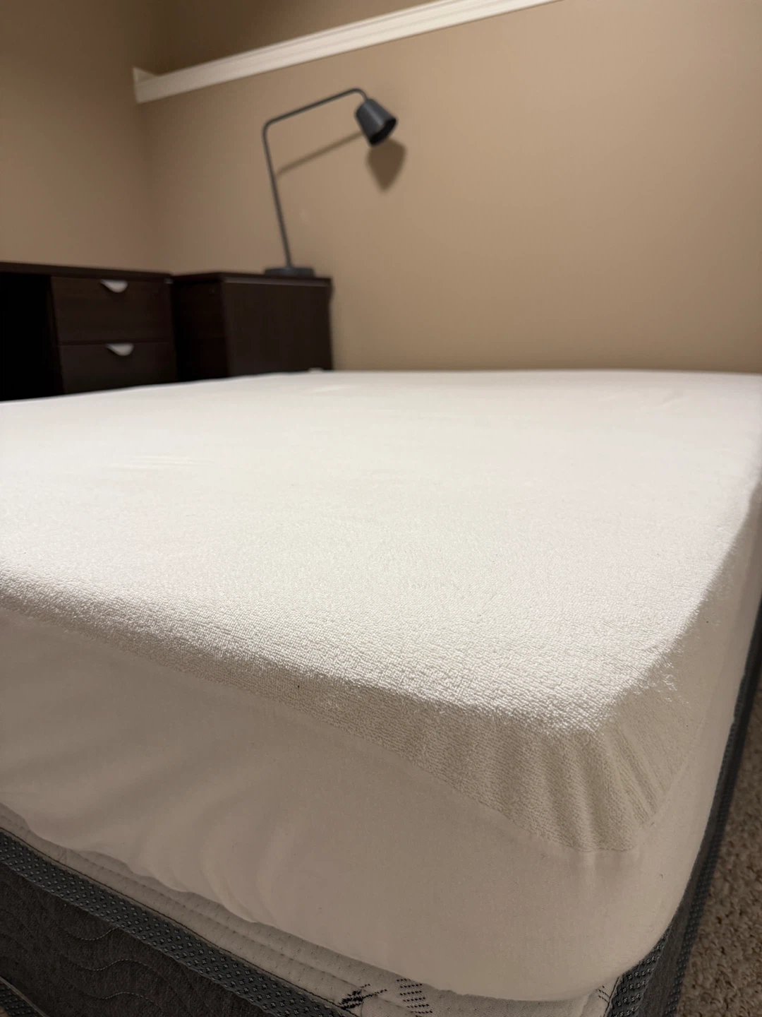 Queen size mattress - photo 4