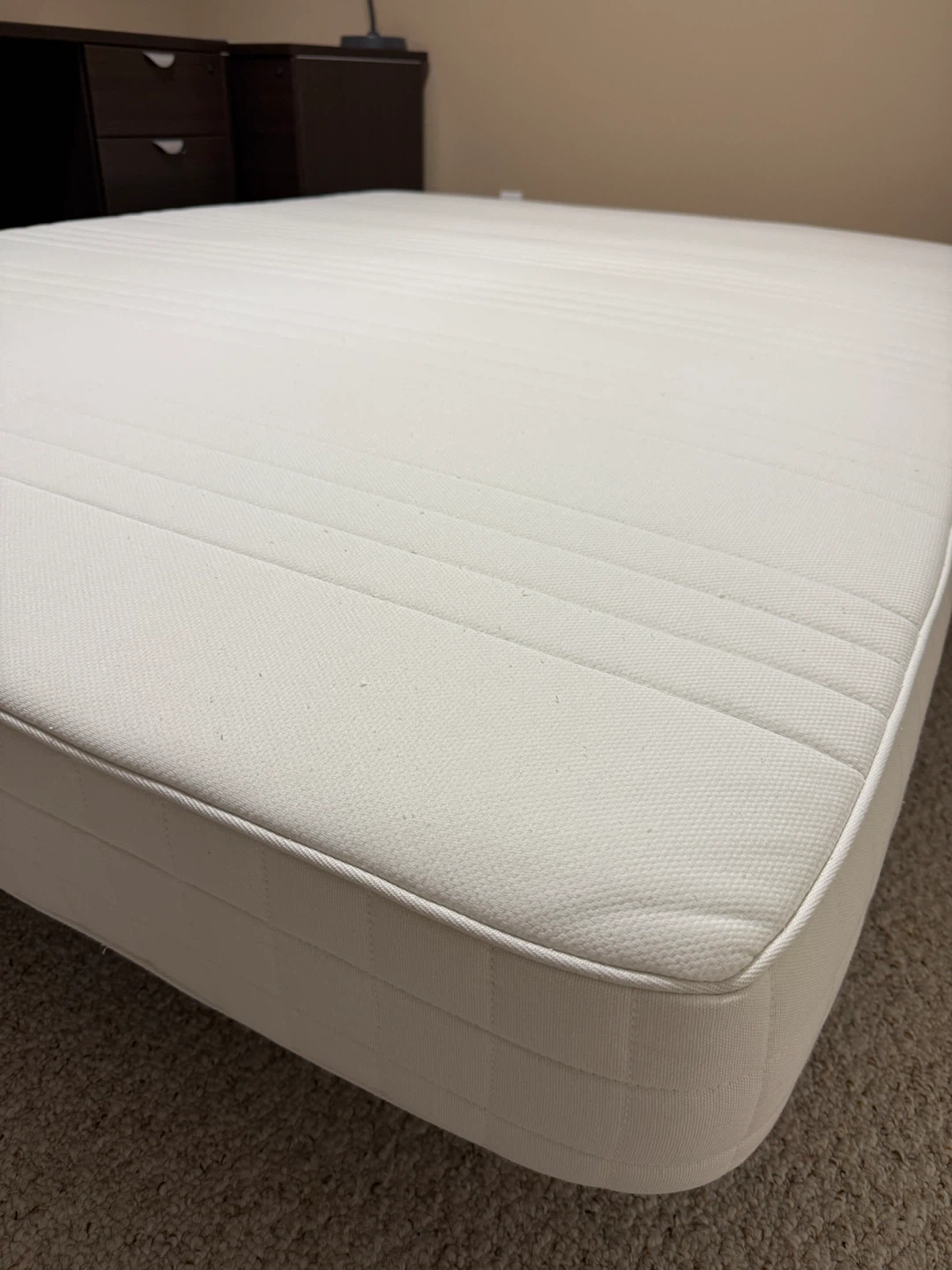 Queen size mattress - photo 2