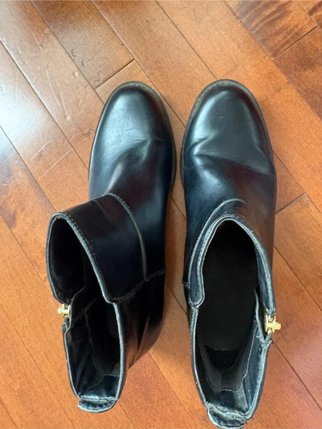 Black Ankle Boots with Gold Zipper - size 8 - photo 3