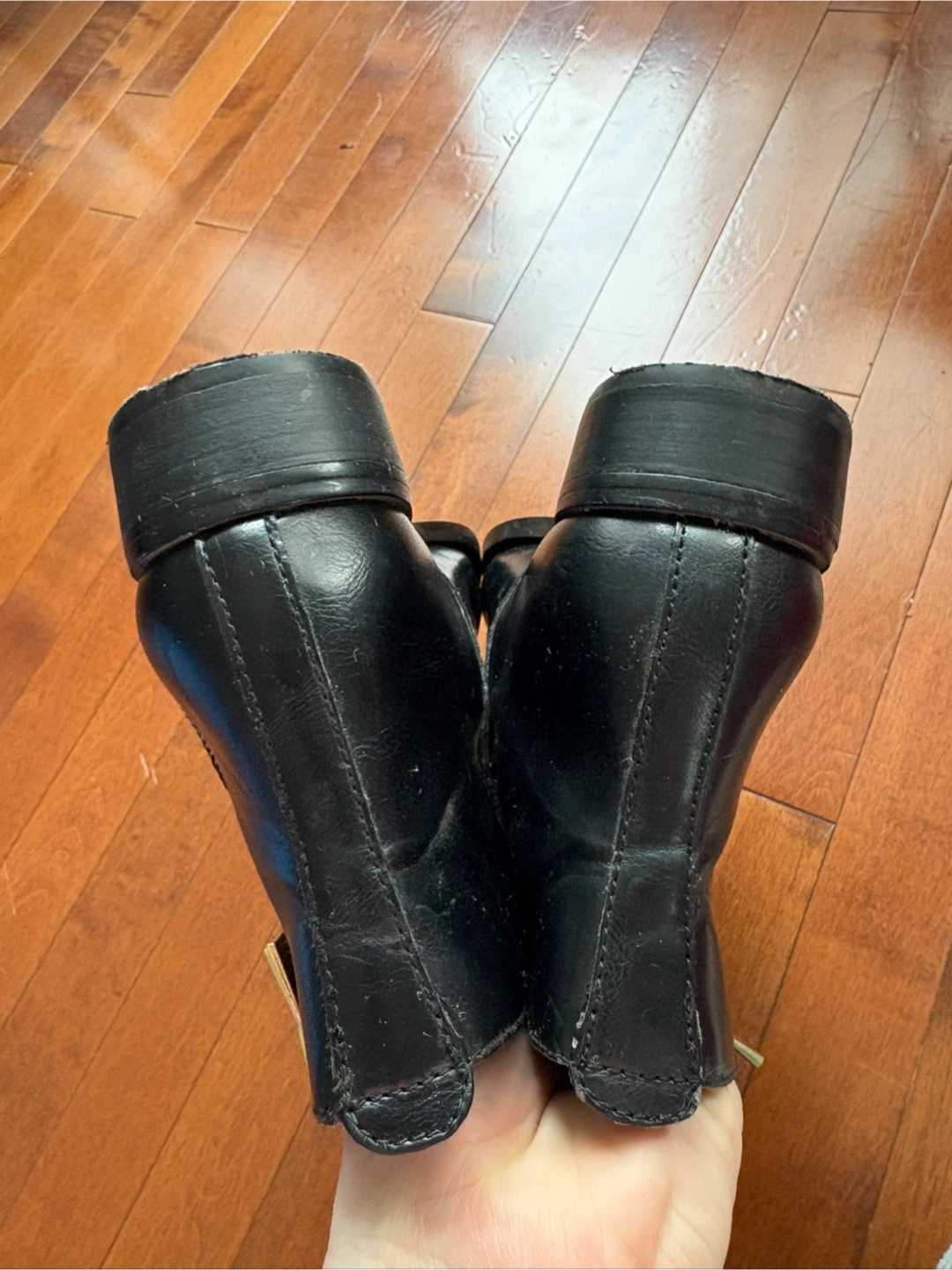 Black Ankle Boots with Gold Zipper - size 8 - photo 5