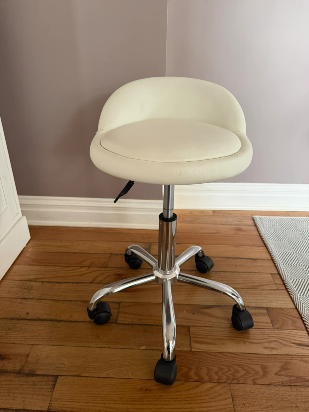 Adjustable Height Rolling Swivel Stool