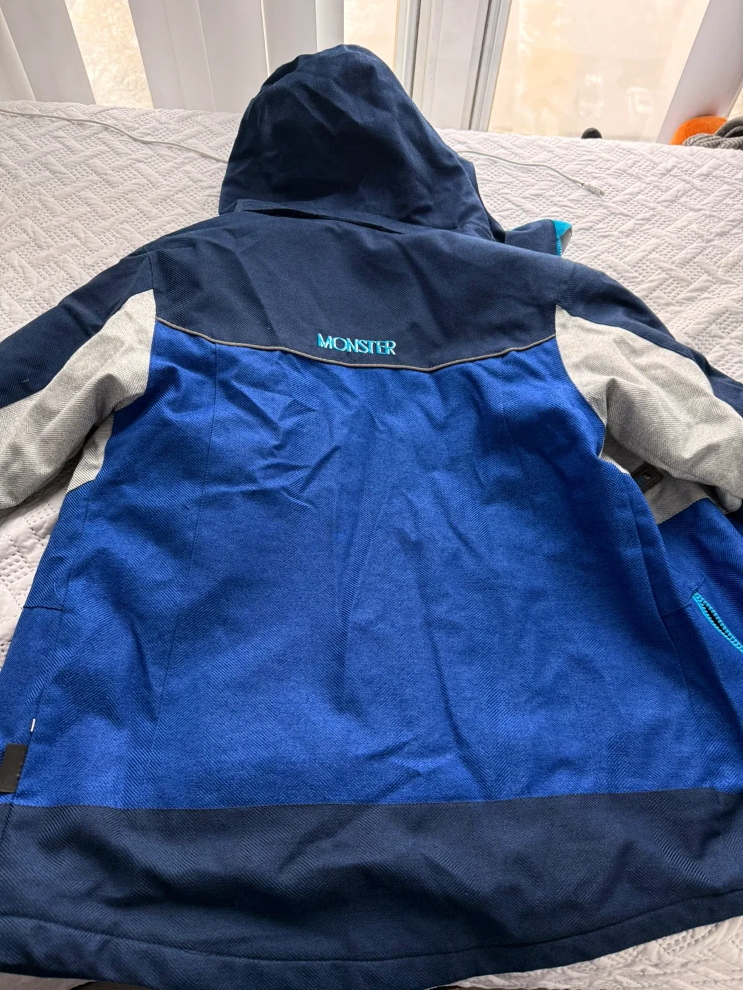 Monster Jacket - Blue/Grey image indicator(3)
