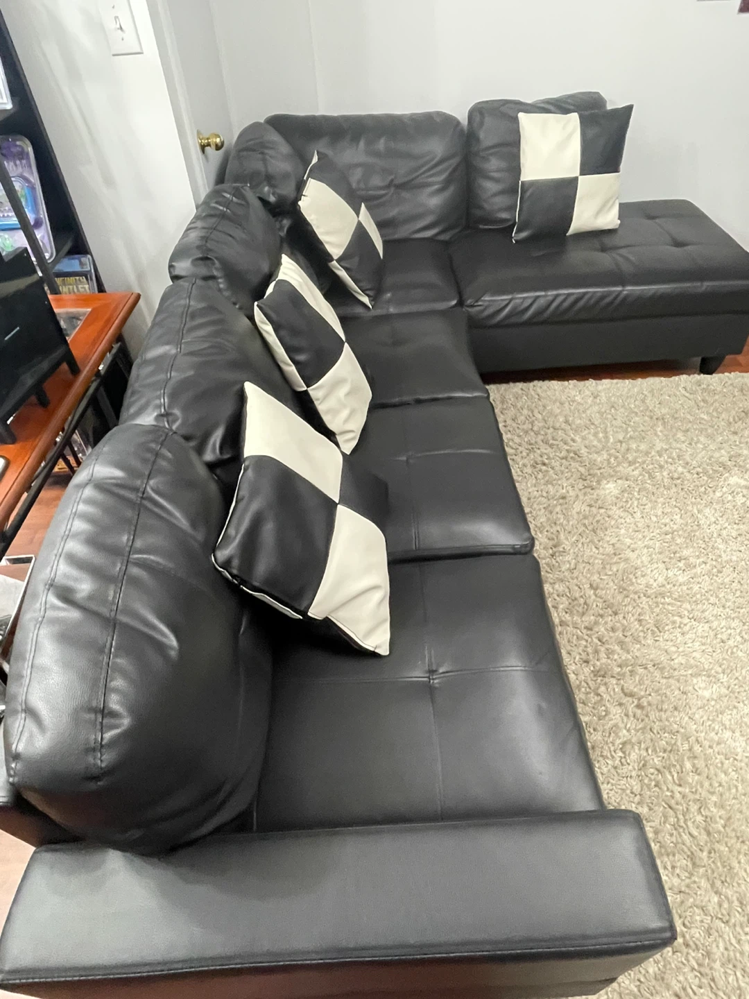 Black Sectional Sofa with Ottoman - photo 2