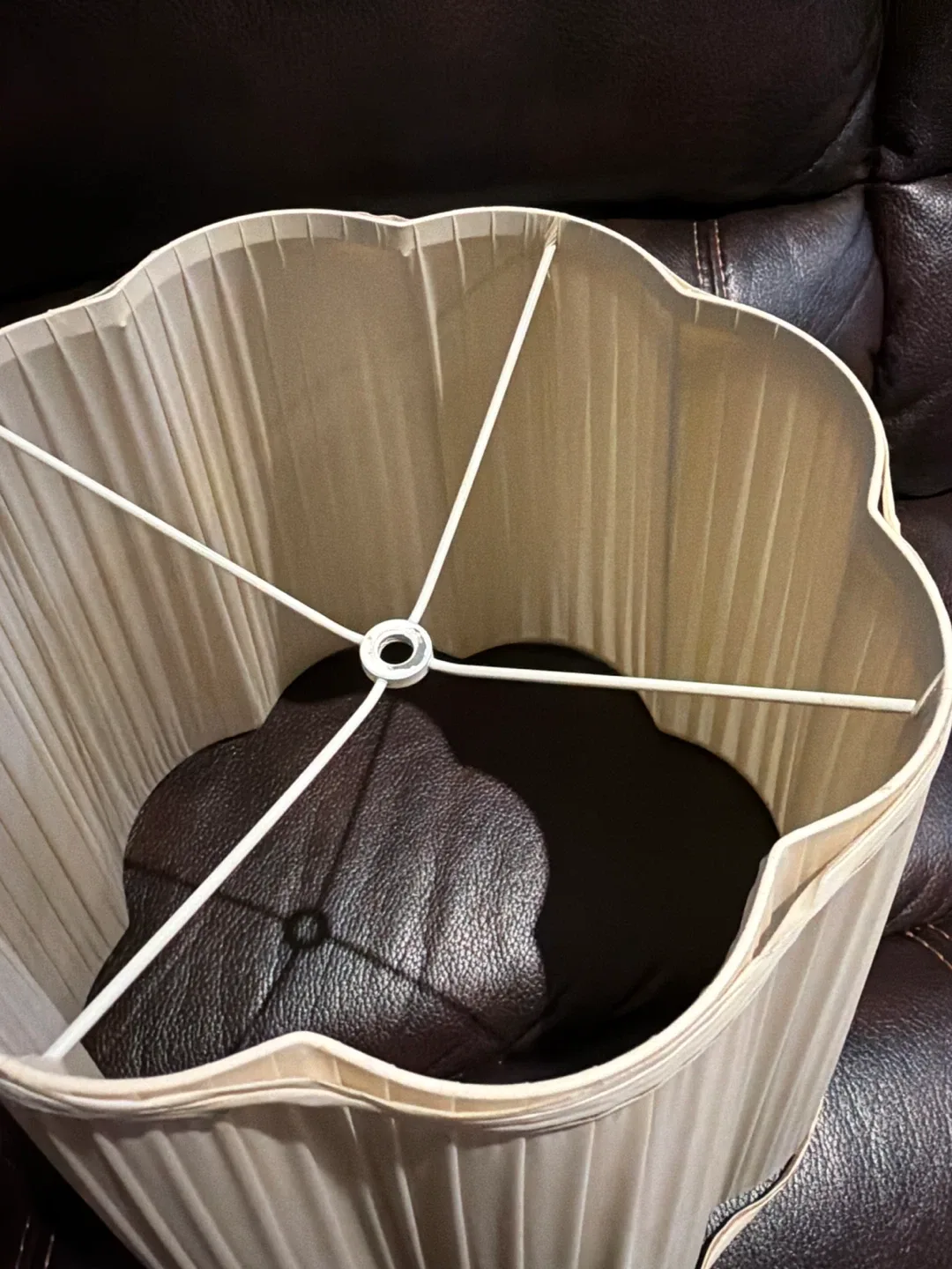 Beige Pleated Lamp Shade image indicator(3)