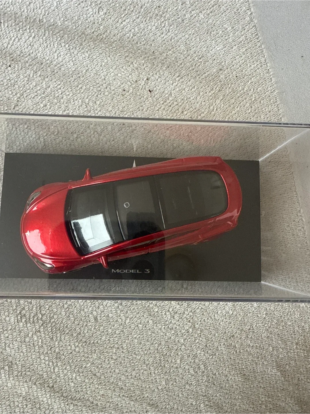 Tesla Model 3 Diecast 1/43 Scale image indicator(2)
