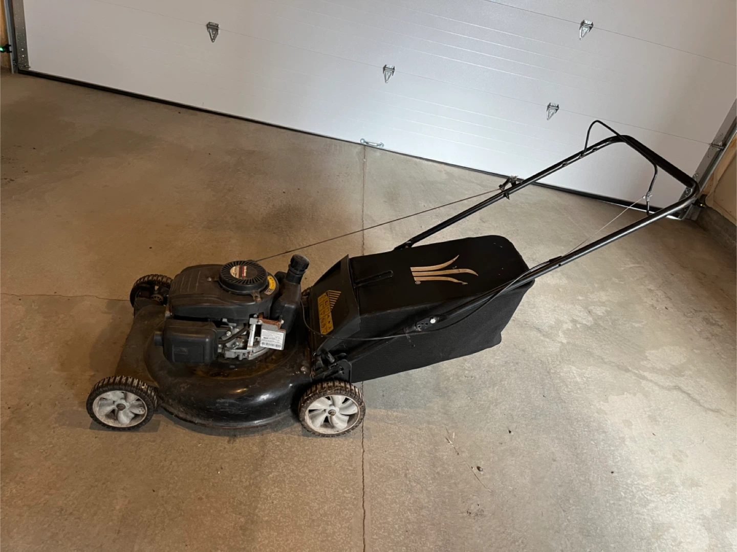 Yard Machines 139cc Lawnmower
