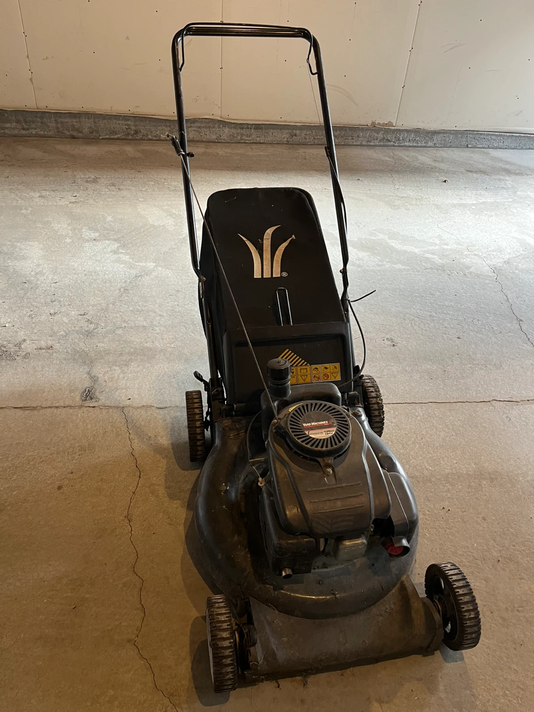 Yard Machines 139cc Lawnmower - photo 3
