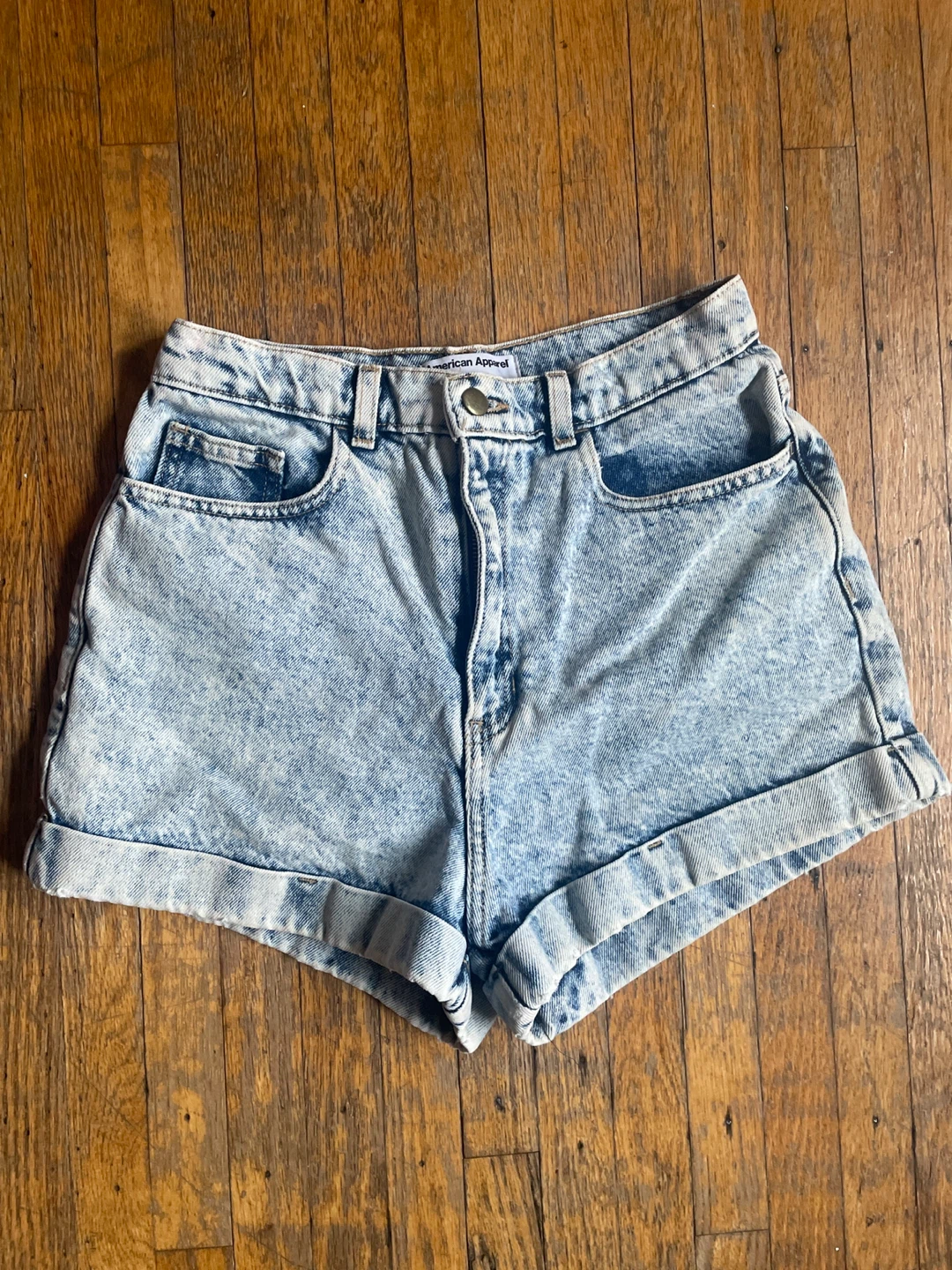 American Apparel  high waist Mom denim shorts 30” US 6