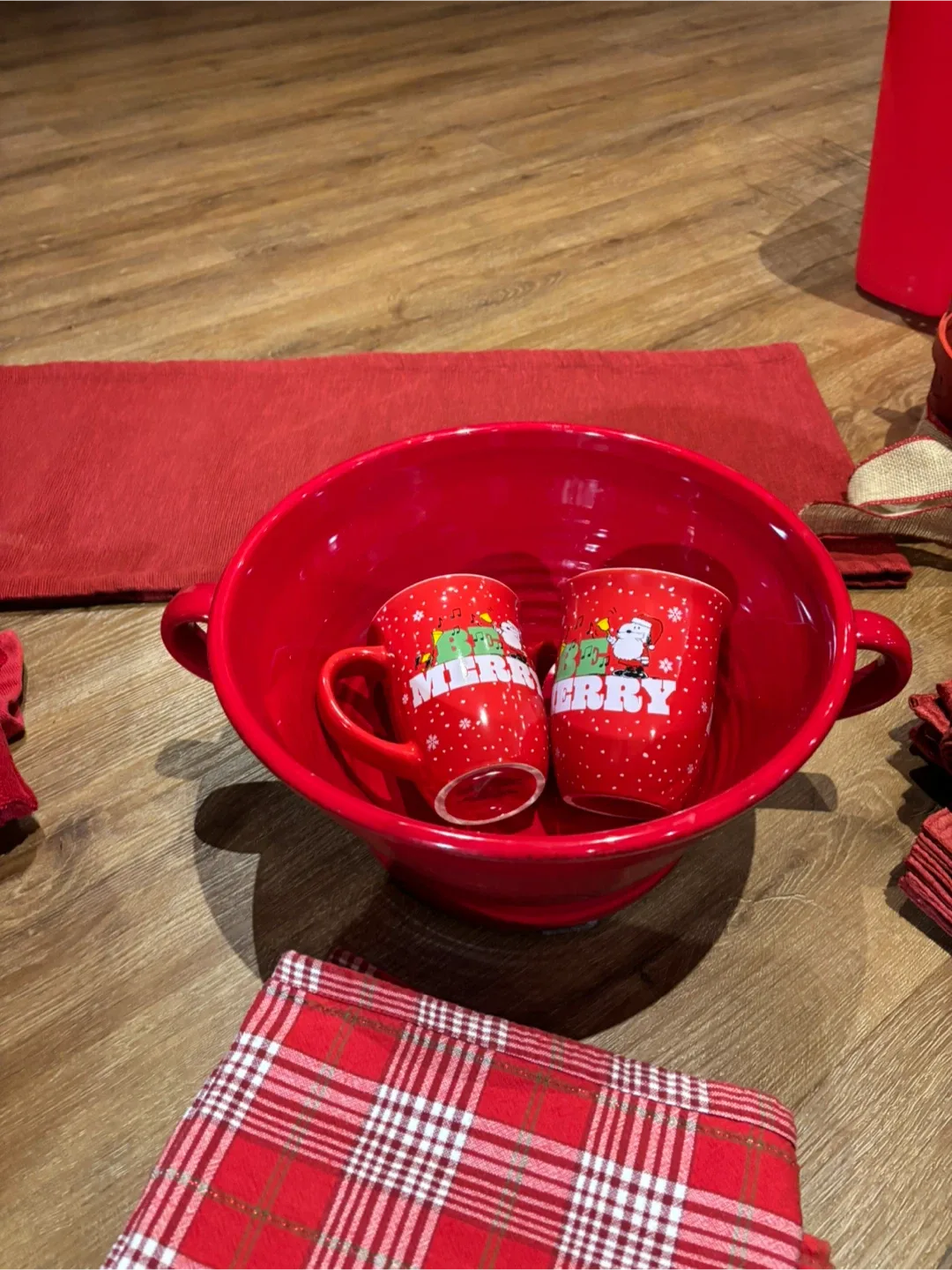 Christmas Decor Lot - Red Theme image indicator(5)