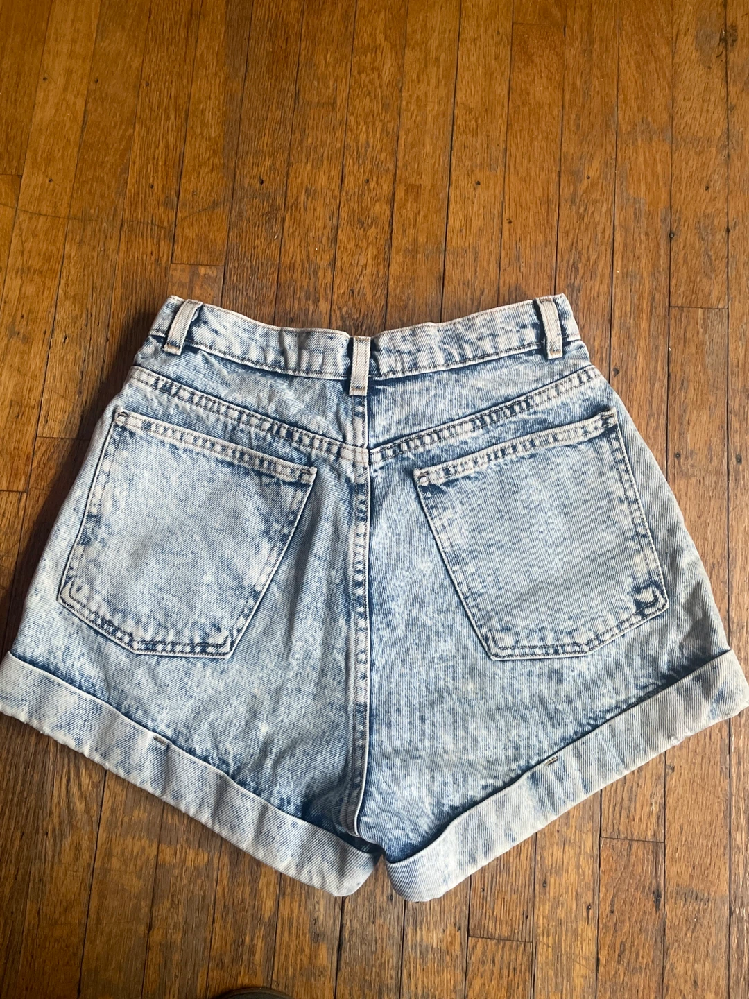 American Apparel  high waist Mom denim shorts 30” US 6 - photo 3
