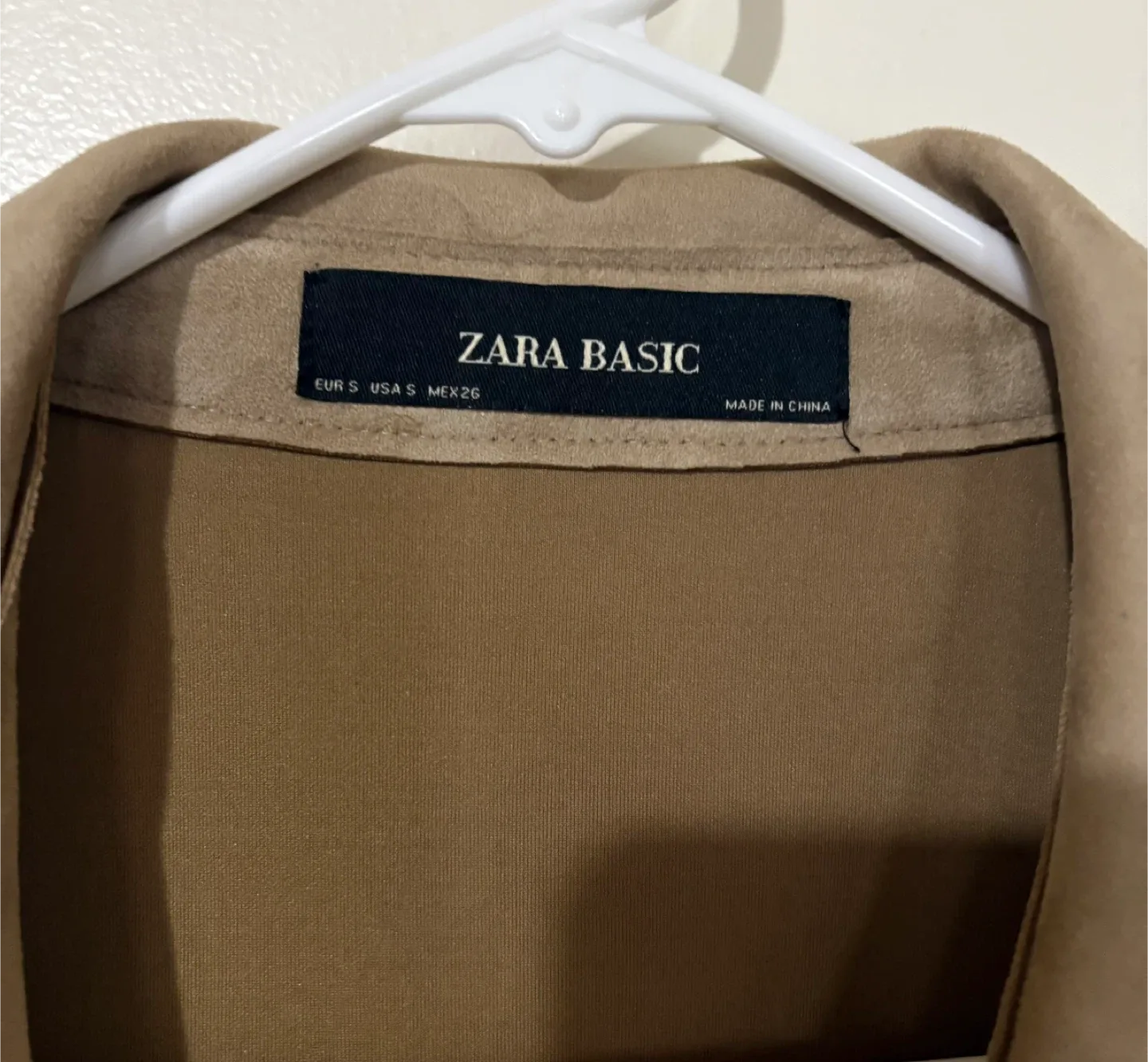 Zara Basic Tan Trench Coat - Size S image indicator(3)
