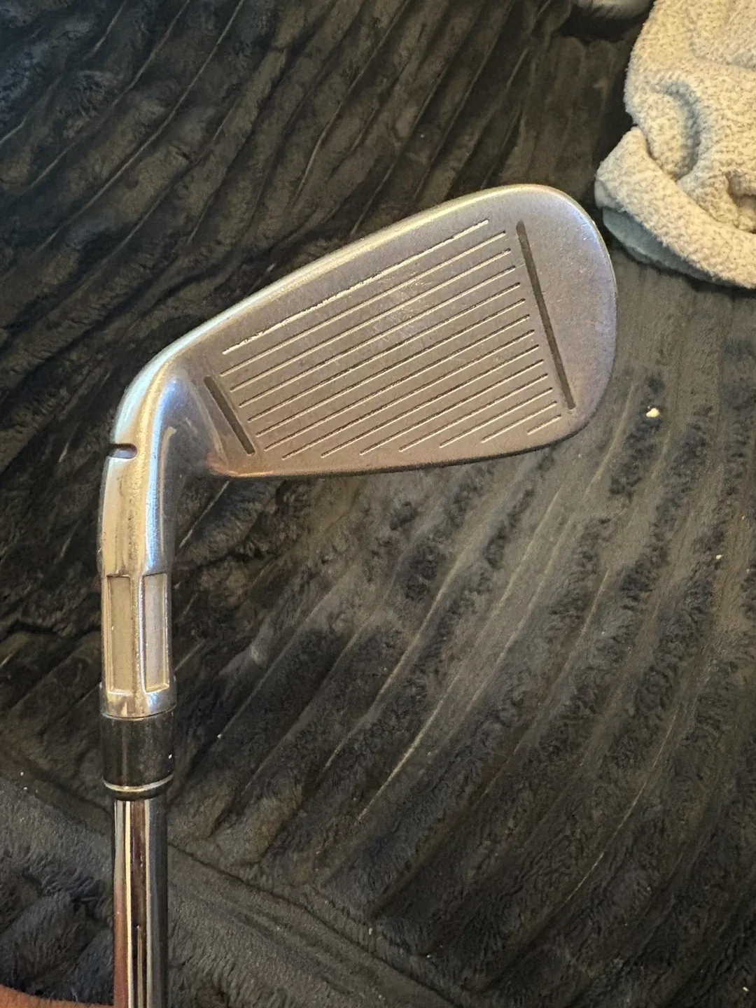 TaylorMade M4 Iron - Golf Club image indicator(2)