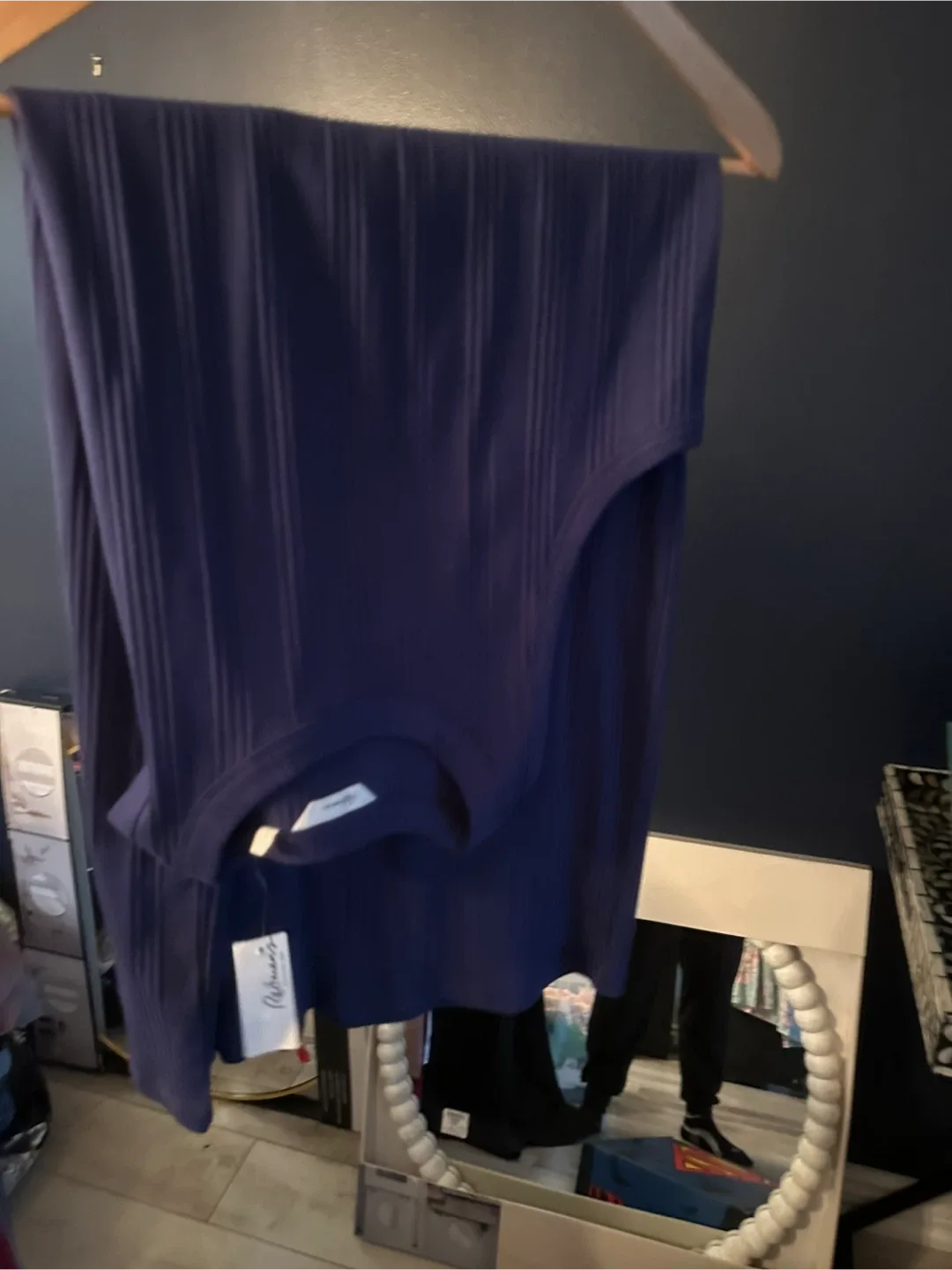 8 Assorted Women's dresses Bundle image indicator(7)